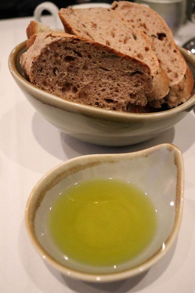 Alba Restaurant Review - brown bread with olive oil