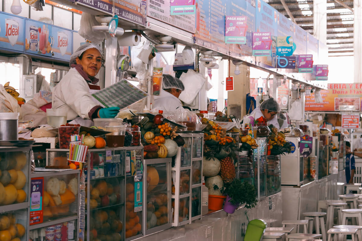 Cusco San Blas market - 3 weeks in Peru Itinerary - Travel Between The Lines